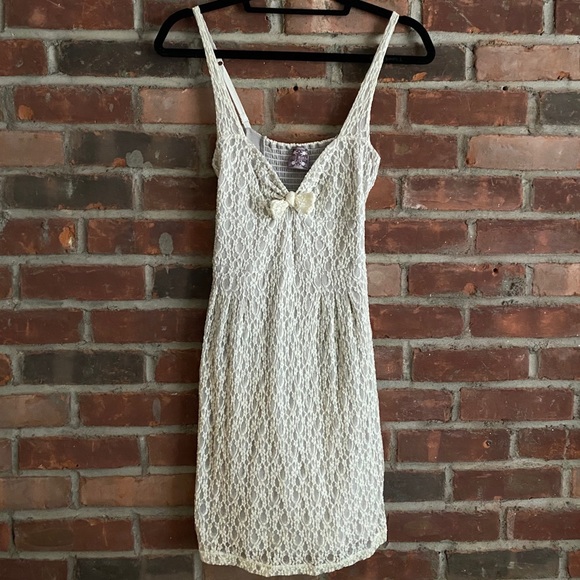 Free People Dresses & Skirts - Free People Lace Mini Dress with Bow (S)